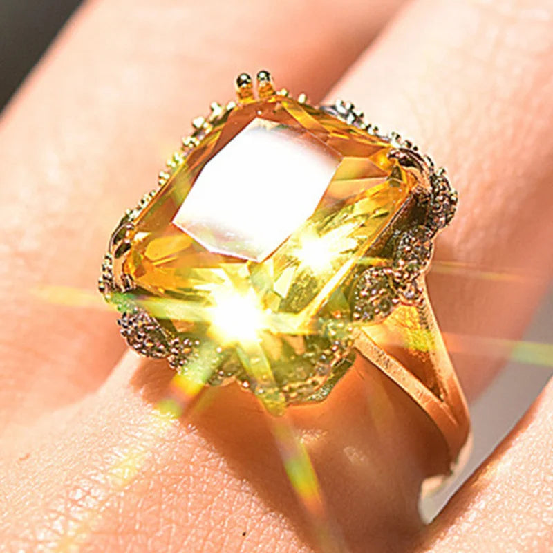 Milangirl  Square Cyrstal Engagement Ring Women Champagne Big Zircon Rings For Women Vintage Jewelry yellow Rings  Gifts