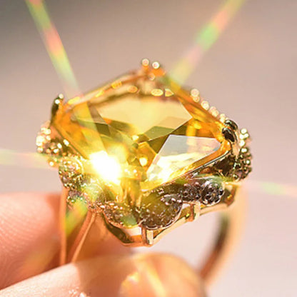 Milangirl  Square Cyrstal Engagement Ring Women Champagne Big Zircon Rings For Women Vintage Jewelry yellow Rings  Gifts