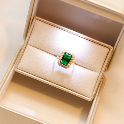 Fashion Charm Square Ruby Rings for Women Vintage Luxury Green Crystal Zircon Ring Female Wedding Party Jewelry Anniversary Gift