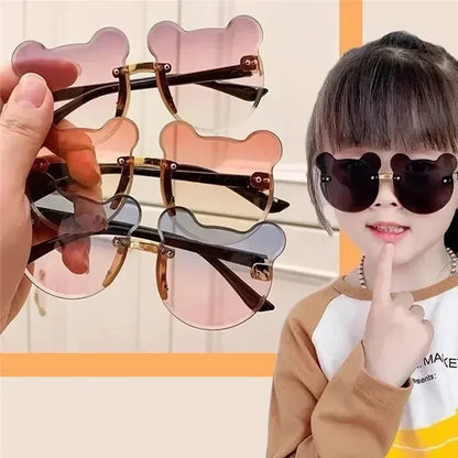 Fashionable New Outdoor Travel Skiing Sunglasses Cartoon Bear Sunglassess for Boy Girl Children Rimless Casual Sunglasses UV400