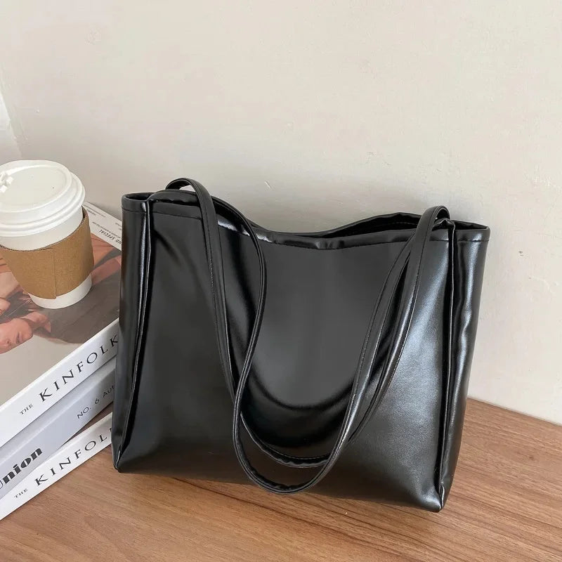Autumn Winter Soft Leather Large Women's Shoulder Bag Trendy Artistic Tote Bag Casual High Capacity Crossbody Bag