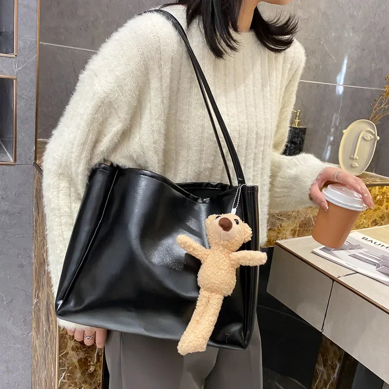 Autumn Winter Soft Leather Large Women's Shoulder Bag Trendy Artistic Tote Bag Casual High Capacity Crossbody Bag