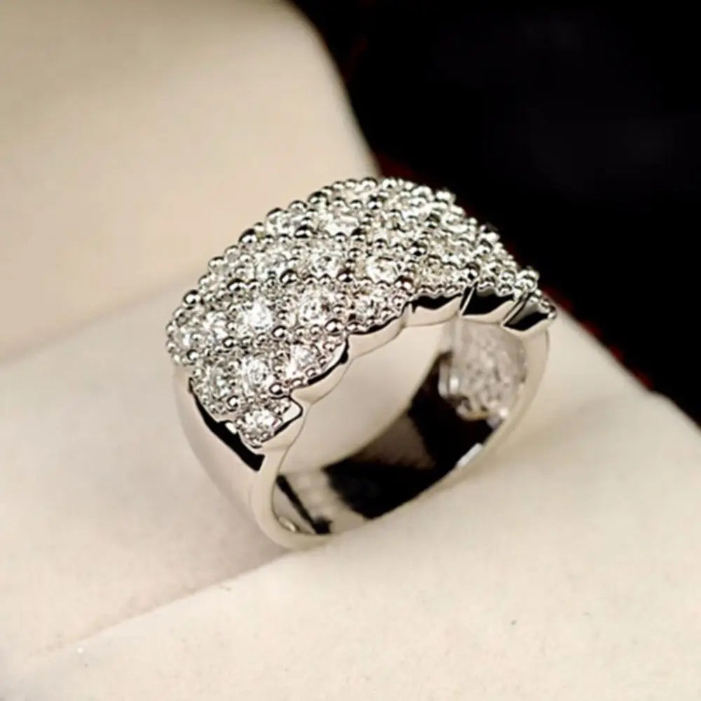 Luxury Ladies Rhinestone Inlaid Finger Ring Wedding Engagement Jewelry Gift